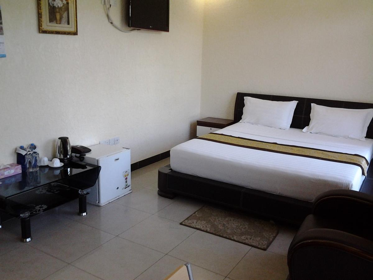 Best Point Hotel Dar es Salaam Pokoj fotografie